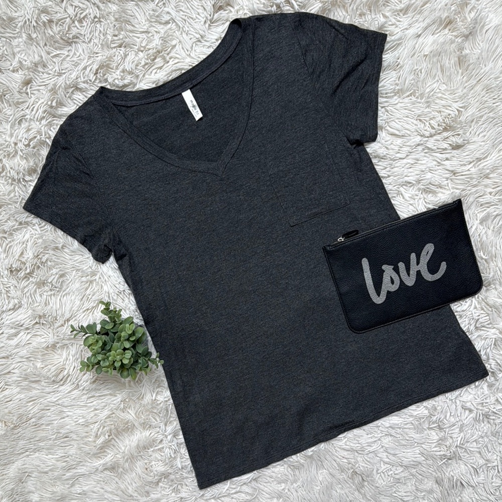 Magic Fit V-Neck Short Sleeve Tee 💗 Dark Gray